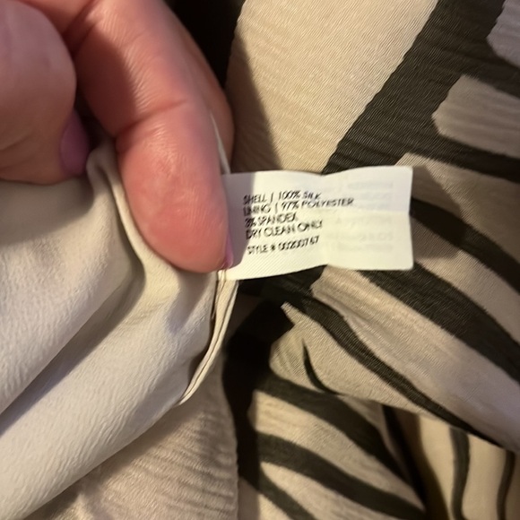 CLUB MONACO Hudson Dress Robe Silk Maxi Dress in Khaki /Black Size 4 - Picture 13 of 14